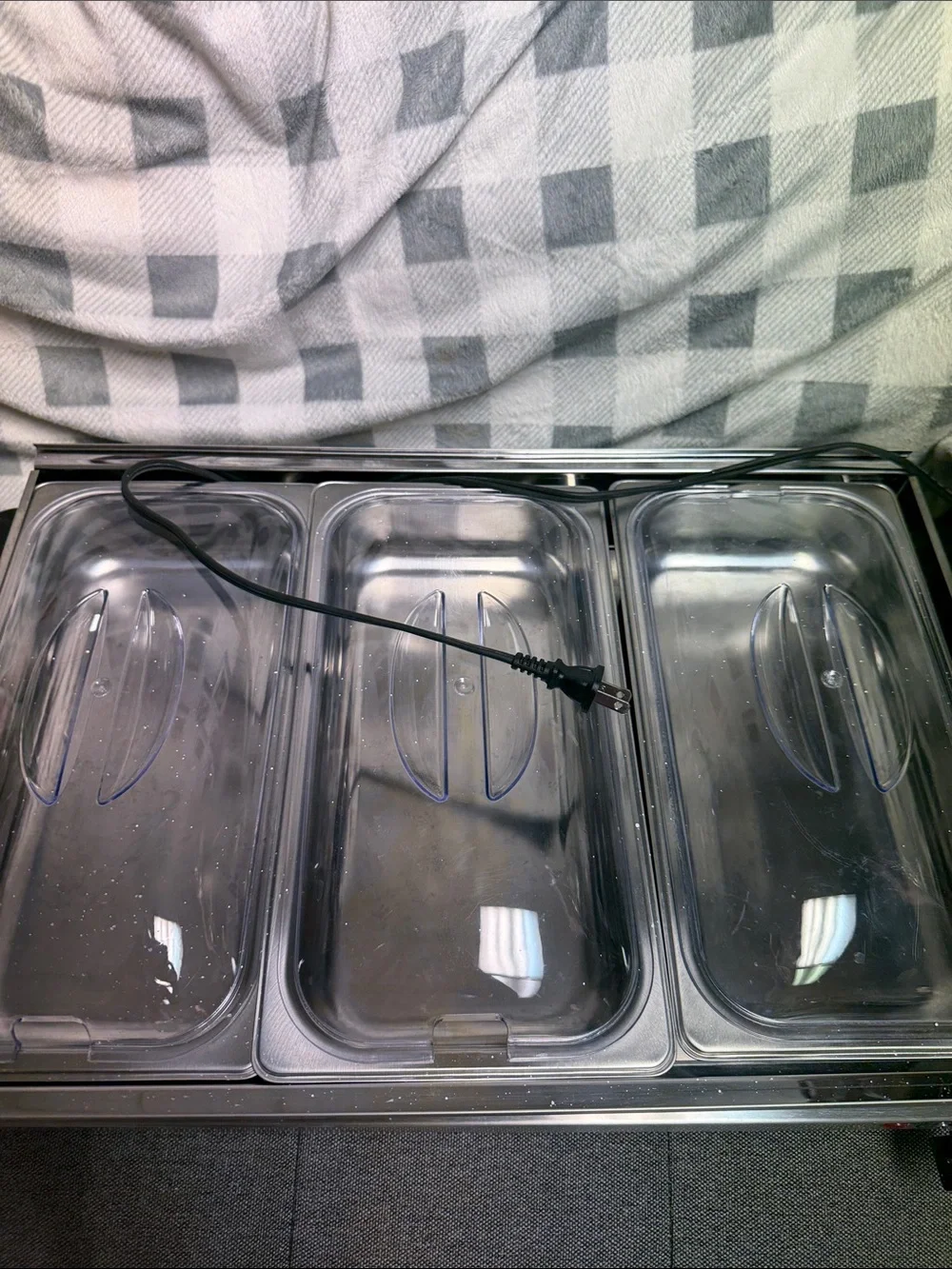 Clear Triple Compartment Food Warmer Lid Set - buffet server